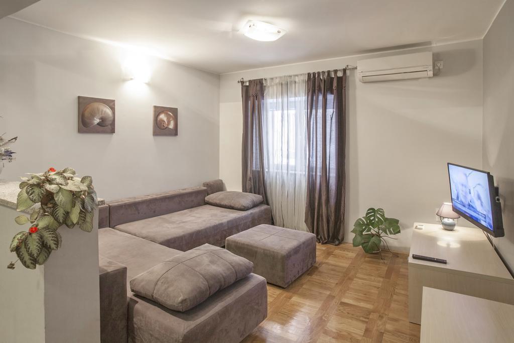Guest Accomodation Zura Skradin Ruang foto